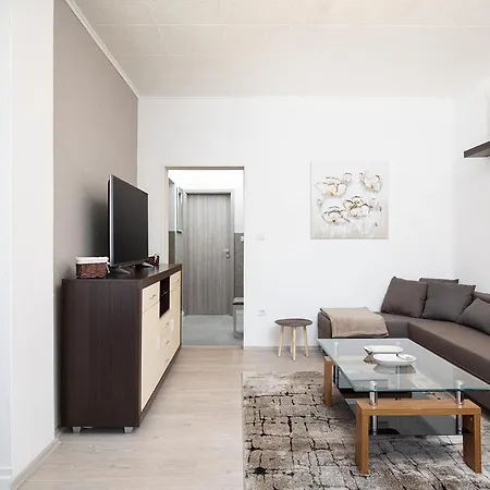 Apartment Aston